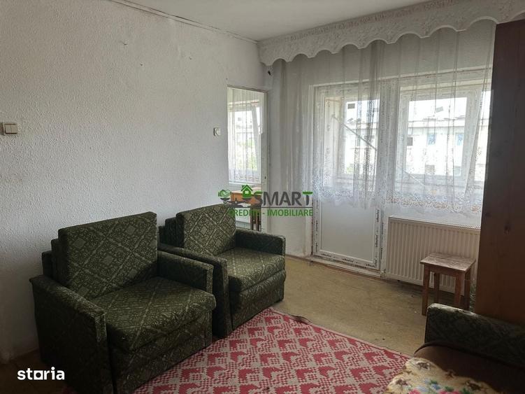 Garsonieră în Est