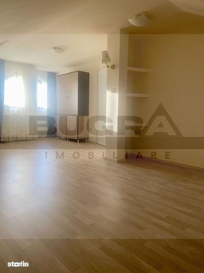 Apartament cu 3 camere în Europa