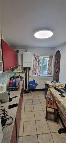 Apartament cu centrala decomandat parter zona Soarelui - 12