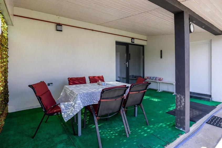 Casă cu 5 camere cu Canalizare în Crevedia