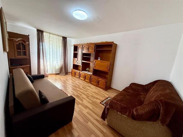 Apartament cu 2 camere decomandat în Canta