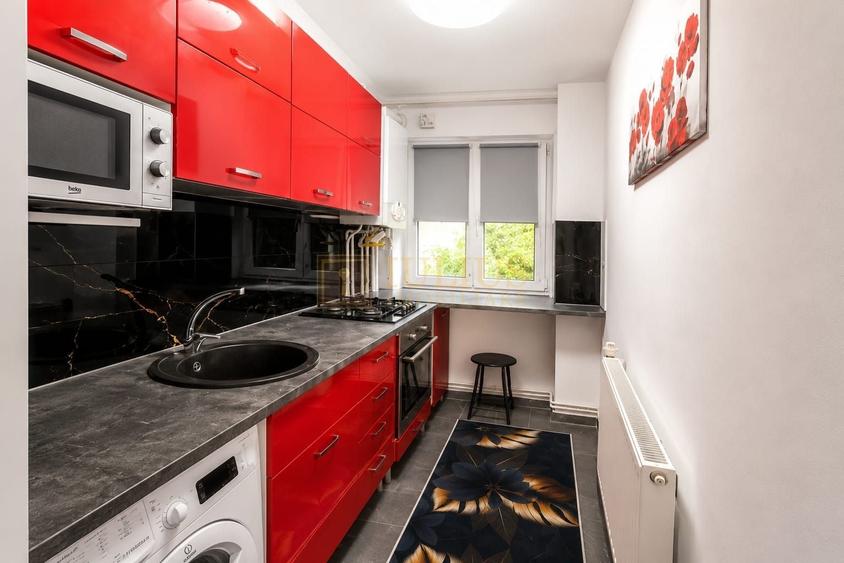 Apartament cu 3 camere decomandat, mobilat în Spitalul Județean