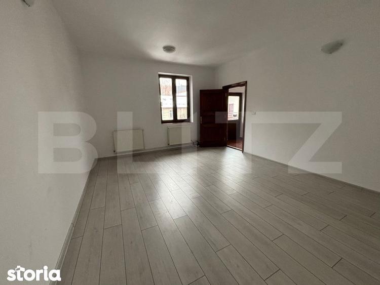 Spatiu de inchiriat 2 camere cu balcon privat, Centru Civic, aproape d - 3