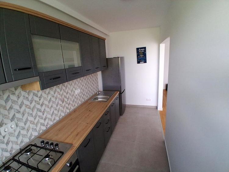 Apartament cu 2 camere decomandat în Străulești