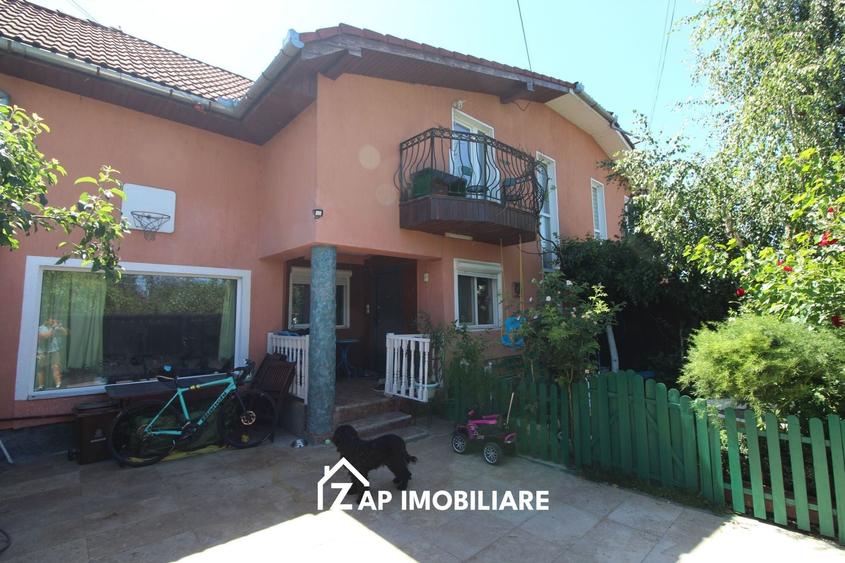Casă individuală cu 5 camere cu Canalizare în Sângeorgiu de Mureș