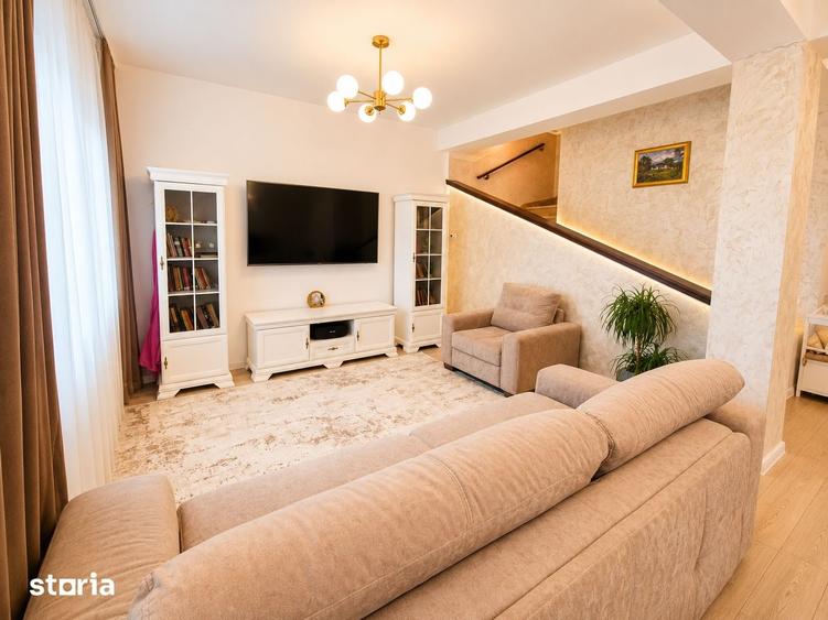 Casă cu 4 camere cu Teren 160 Mp în Palazu Mare