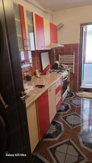 Apartament cu 2 camere decomandat în Horia