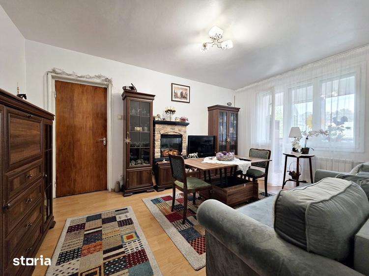 Apartament cu 4 camere semidecomandat în Militari