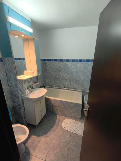Apartament cu 2 camere decomandat în Brătianu