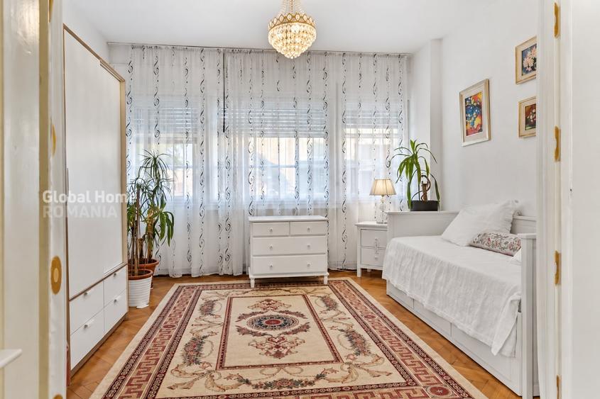 Apartament cu 4 camere decomandat, mobilat în Victoriei