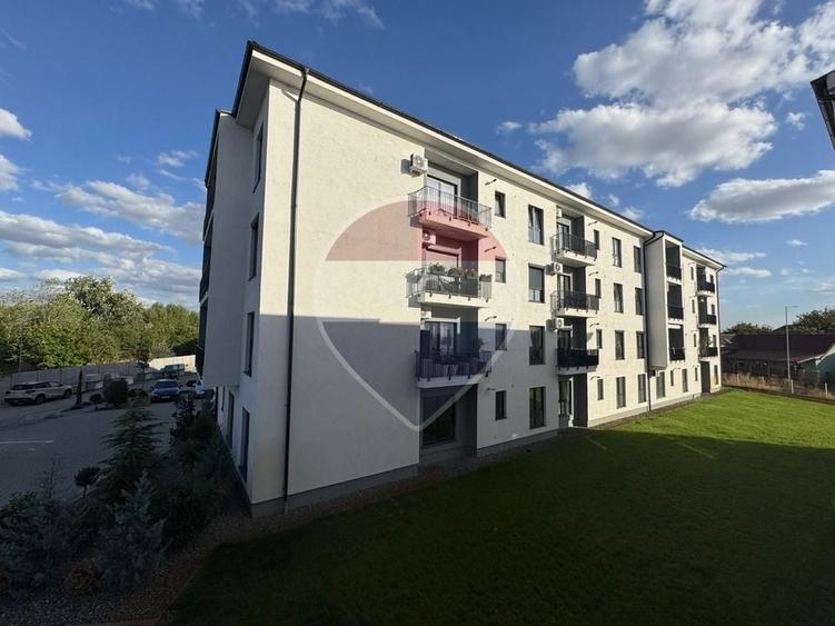 Apartament cu 2 camere semidecomandat în Micălaca