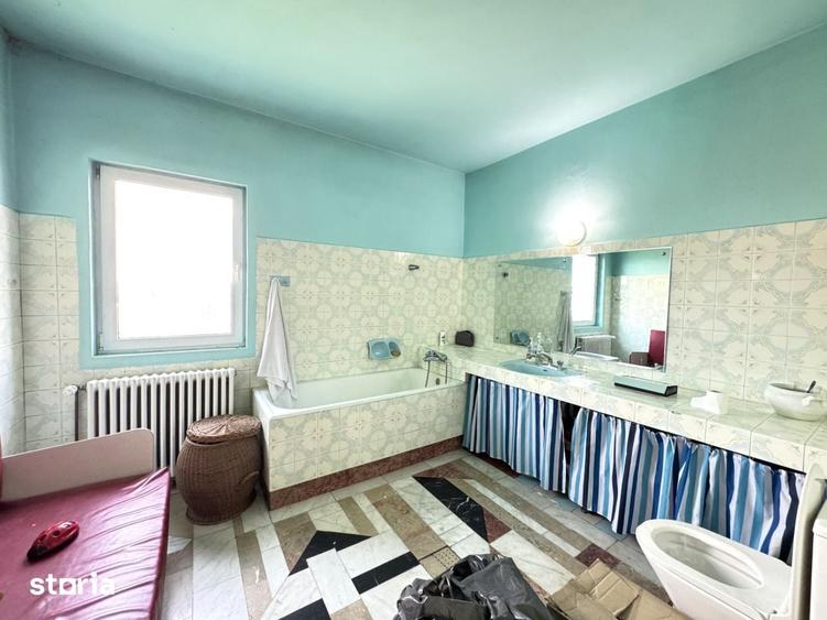Apartament cu 5 camere, mobilat în Andrei Mureșanu