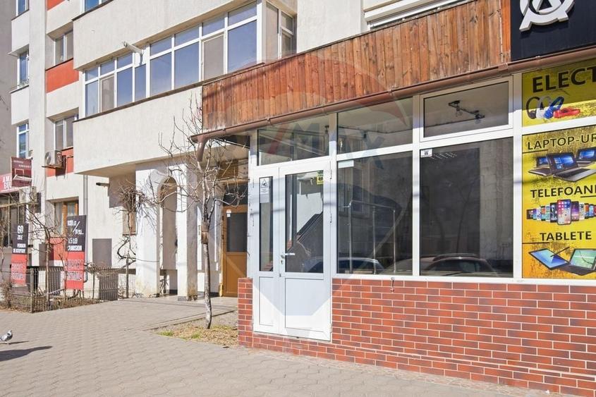 Spațiu comercial, de 33 mp, în Dacia