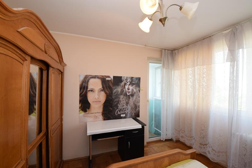 Apartament cu 3 camere, Piața Miniș - Titan - 12