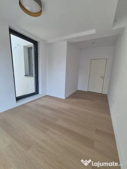 Casă cu 1 camere cu Teren 100 Mp în Parcul Carol