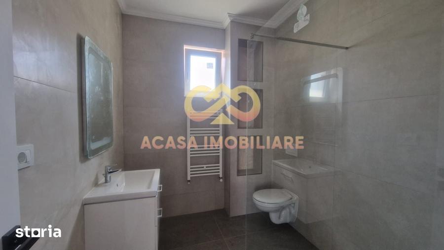 Casă cu 4 camere decomandat cu Teren 100 Mp în Valea Lupului
