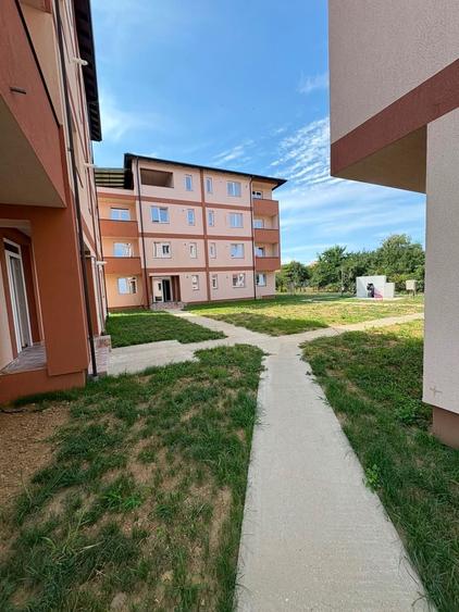 Apartament cu 2 camere decomandat în Chișoda