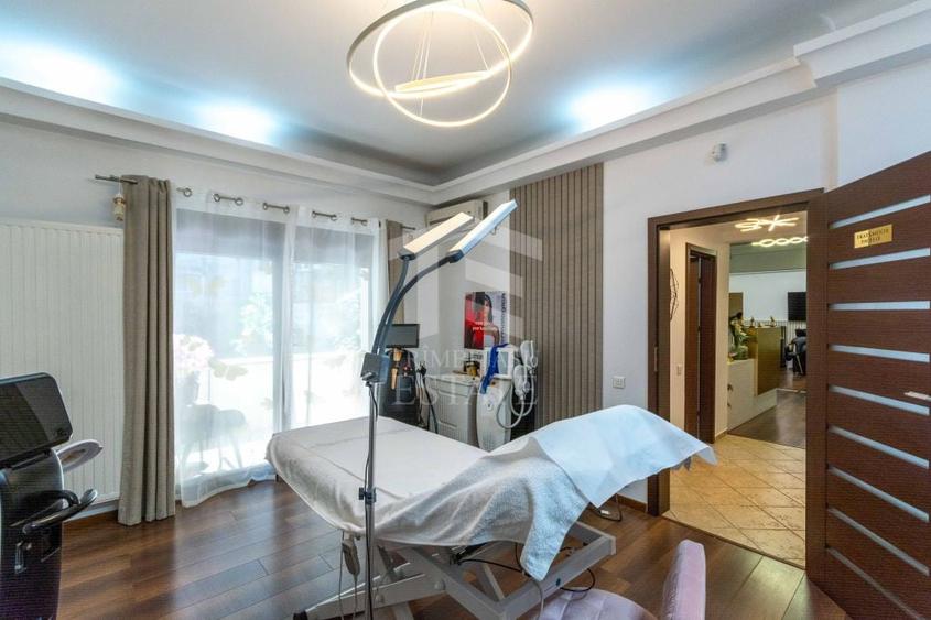 Apartament cu 5 camere semidecomandat în Kiseleff
