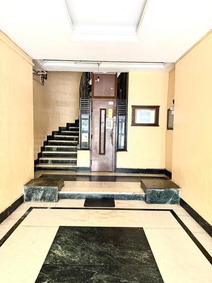 Apartament cu 3 camere semidecomandat în Universitate