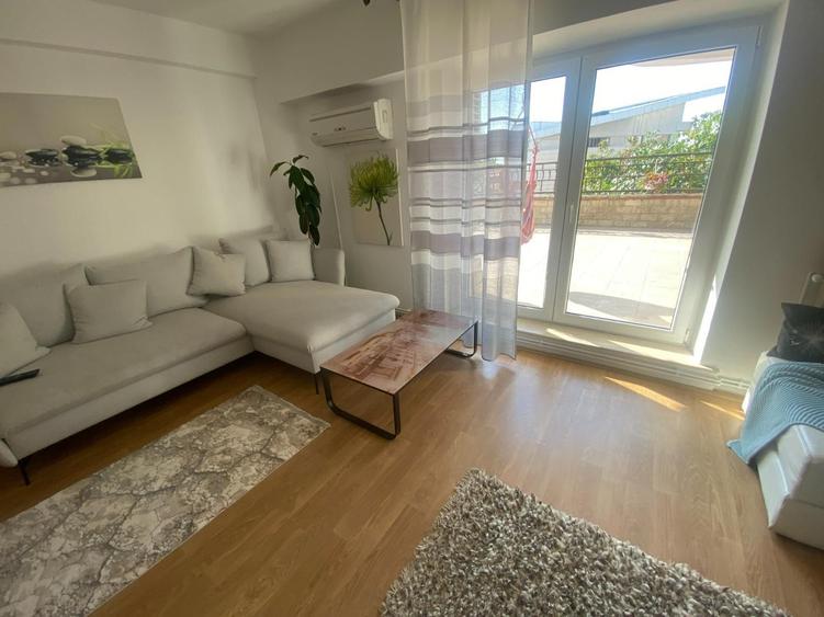 Apartament cu 2 camere în Bd. Independenței