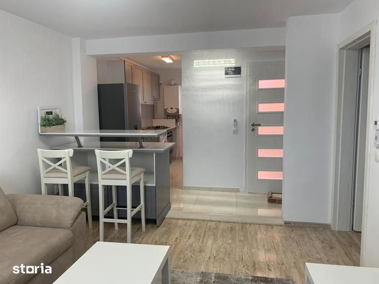 Apartament cu 2 camere semidecomandat, mobilat în Dorobanți