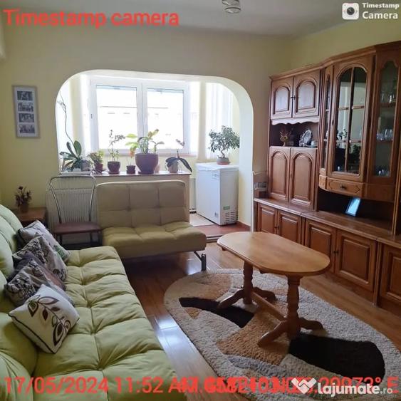 Apartament cu 3 camere semidecomandat în Fălticeni