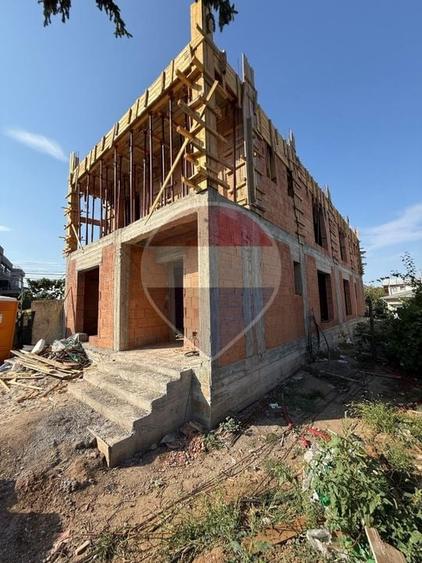 Duplex cu 3 camere cu Teren 90 Mp în Central