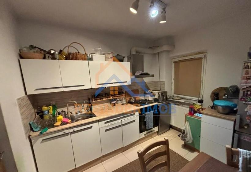Apartament cu 2 camere decomandat în Mărgeanului