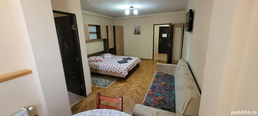 Garsonieră decomandată în Central