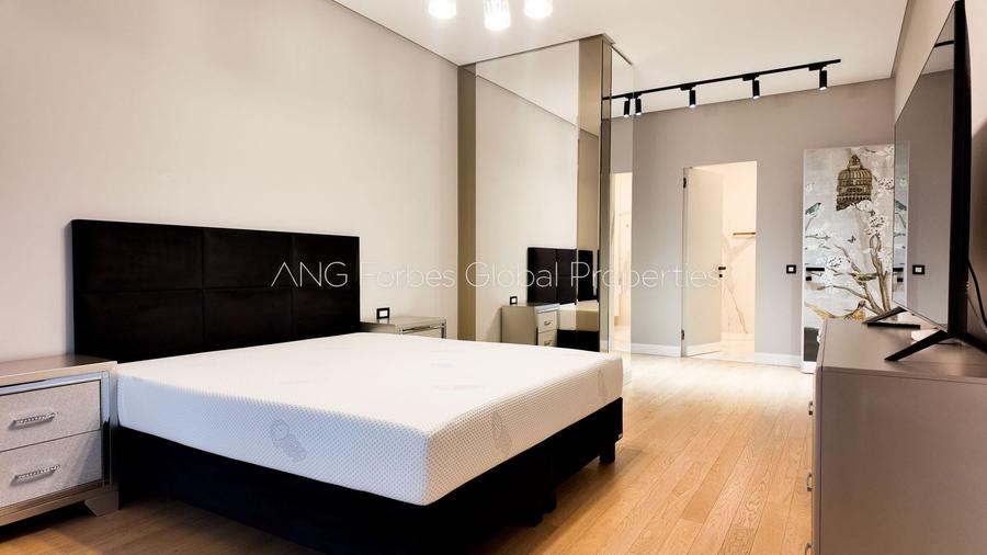 Apartament cu 5 camere decomandat, mobilat în Floreasca