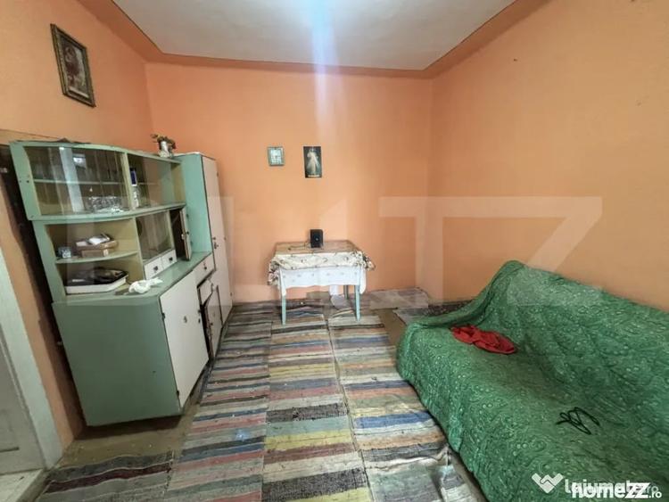 Casă cu 3 camere cu Teren 1600 Mp în Huseni