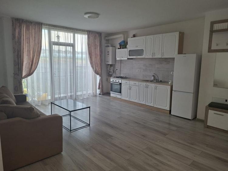 Apartament cu 2 camere decomandat în Exterior Vest