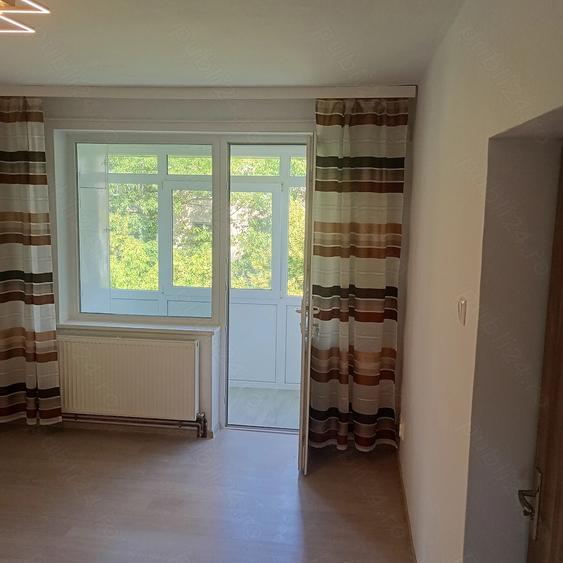 Vand apartament doua camere ultracentral - 6