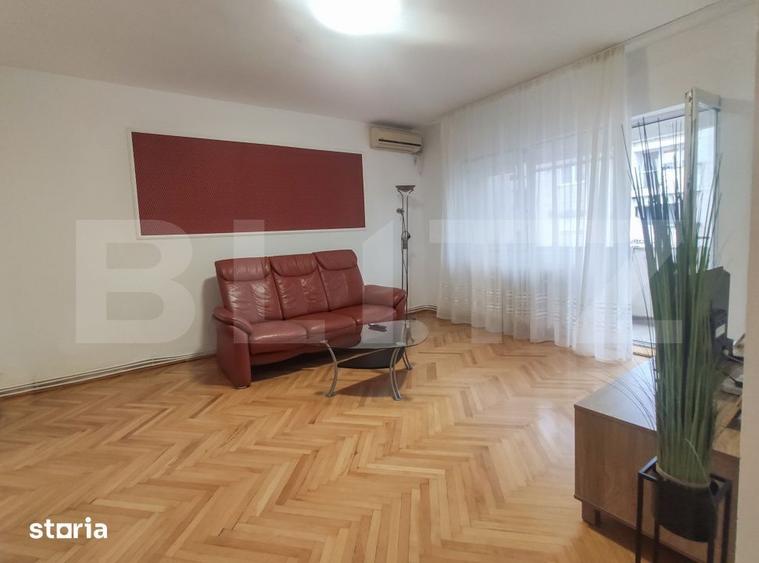 Apartament cu 3 camere în Central