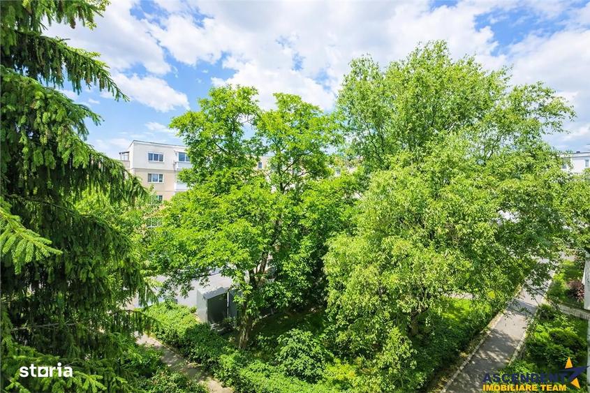 Apartament cu 3 camere decomandat, mobilat în Lenin