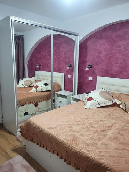 Apartament cu 3 camere decomandat în Metalurgie