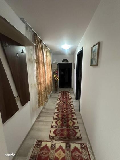 Casă cu 3 camere cu Teren 950 Mp în Central