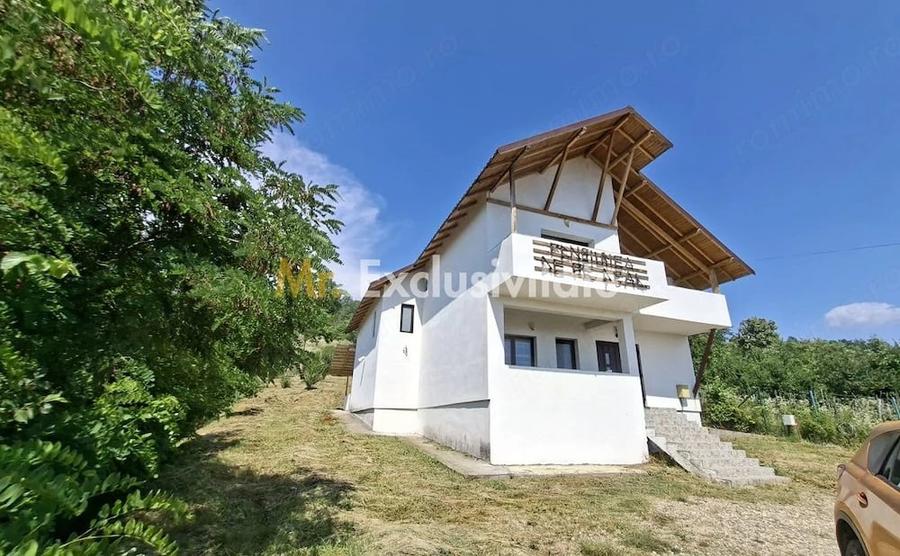 Casă cu Teren 1200 Mp în Budeasa