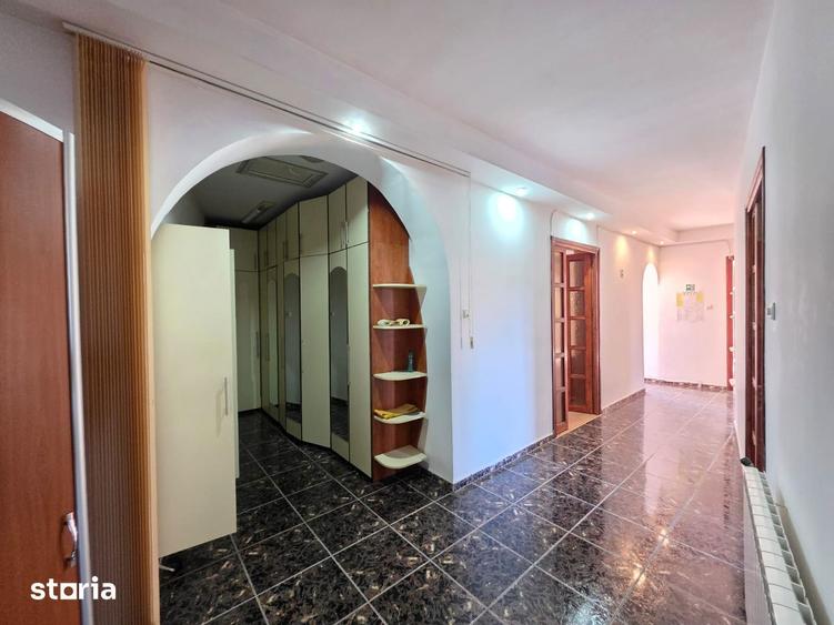 Casă cu 4 camere cu Teren 140 Mp în Central