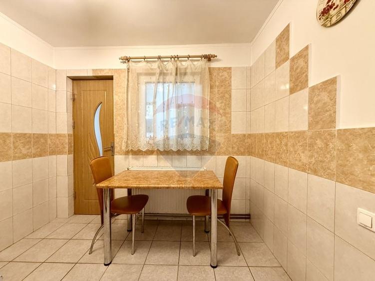 Casă de vanzare 4 camere / Sector 5 / Oportunitate investitie - 26