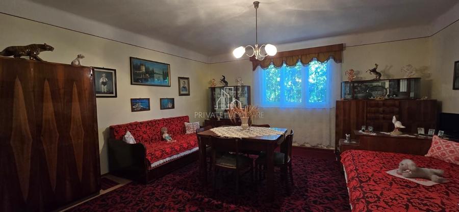 Casă individuală cu 3 camere cu Canalizare în Boiu