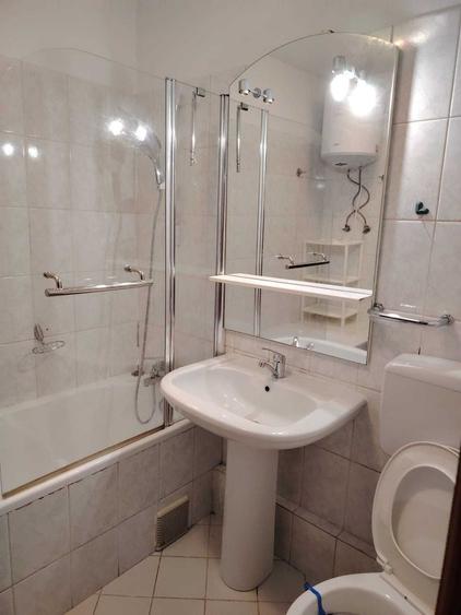 Apartament cu 2 camere semidecomandat, mobilat în Crângași