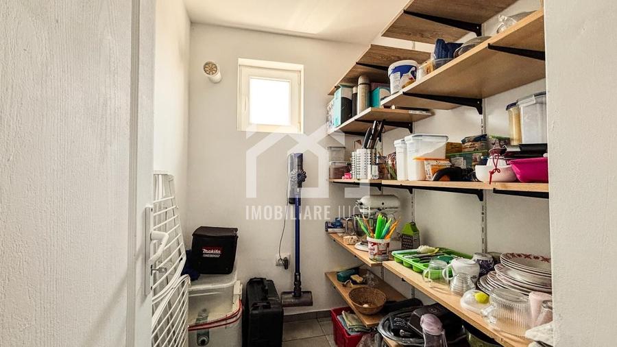 Casă individuală cu 3 camere cu Canalizare în Jucu de Mijloc