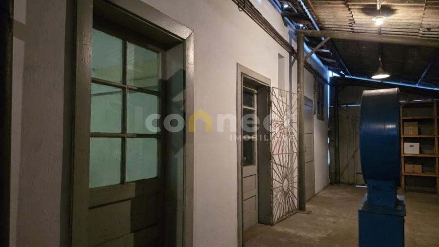 Casă individuală cu 3 camere cu Canalizare în Iris