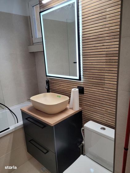 Apartament cu 2 camere decomandat în Ultracentral