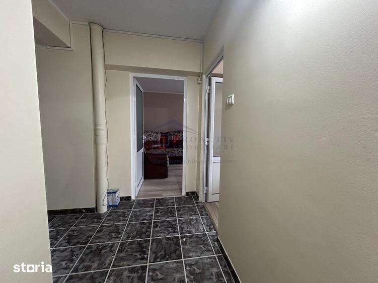 Apartament cu 3 camere în George Enescu