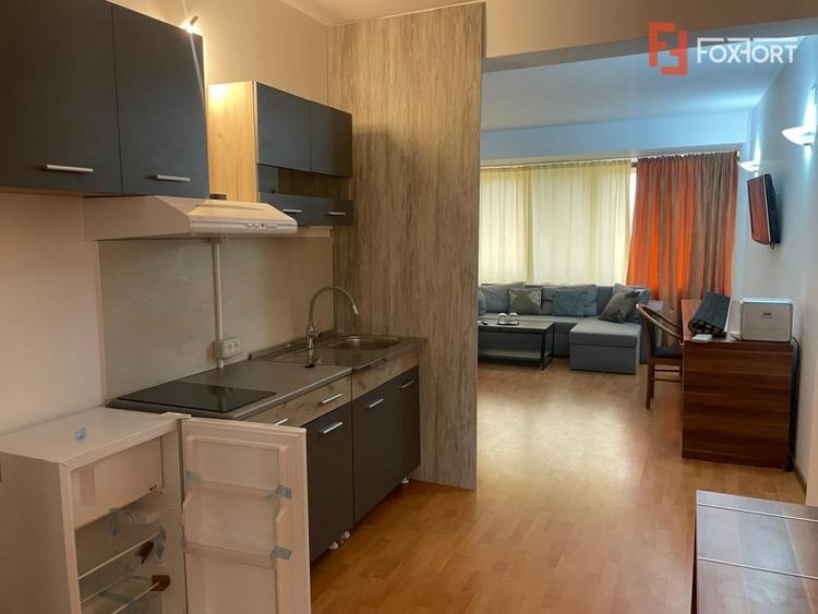 Hotel/Pensiune, de 1,600 mp, în Bălcescu
