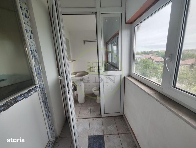 Casă cu 3 camere cu Teren 1309 Mp în Pielești