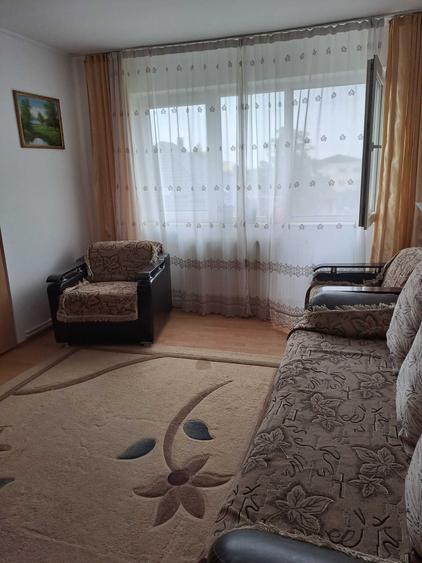Apartament cu 2 camere nedecomandat în 14 Mai