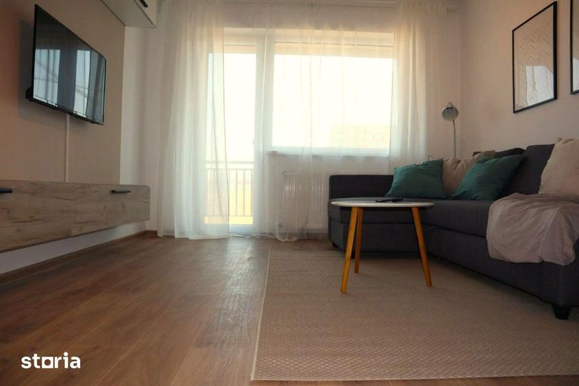 Apartament cu 2 camere decomandat în Tractorul